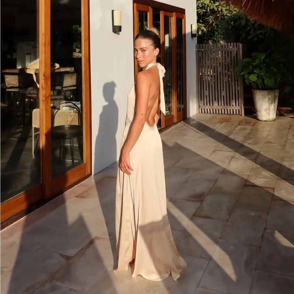 🆕(NWT) ZARA **VIRAL** Embroidered & Sequin Satin Midi/Maxi Dress. Size MEDIUM - Picture 4 of 16